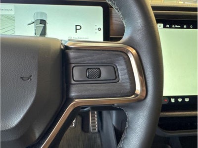 2024 Rivian R1S Dual Large Sport Utility 4D