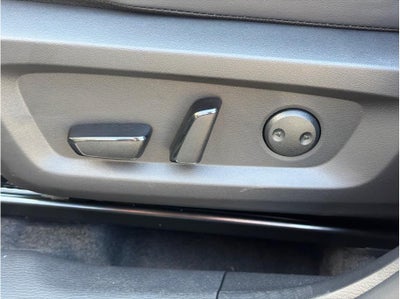 2025 Mitsubishi Outlander SE Sport Utility 4D