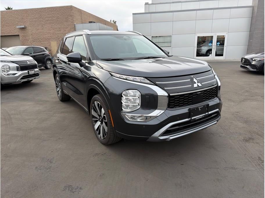 2025 Mitsubishi Outlander SEL Sport Utility 4D