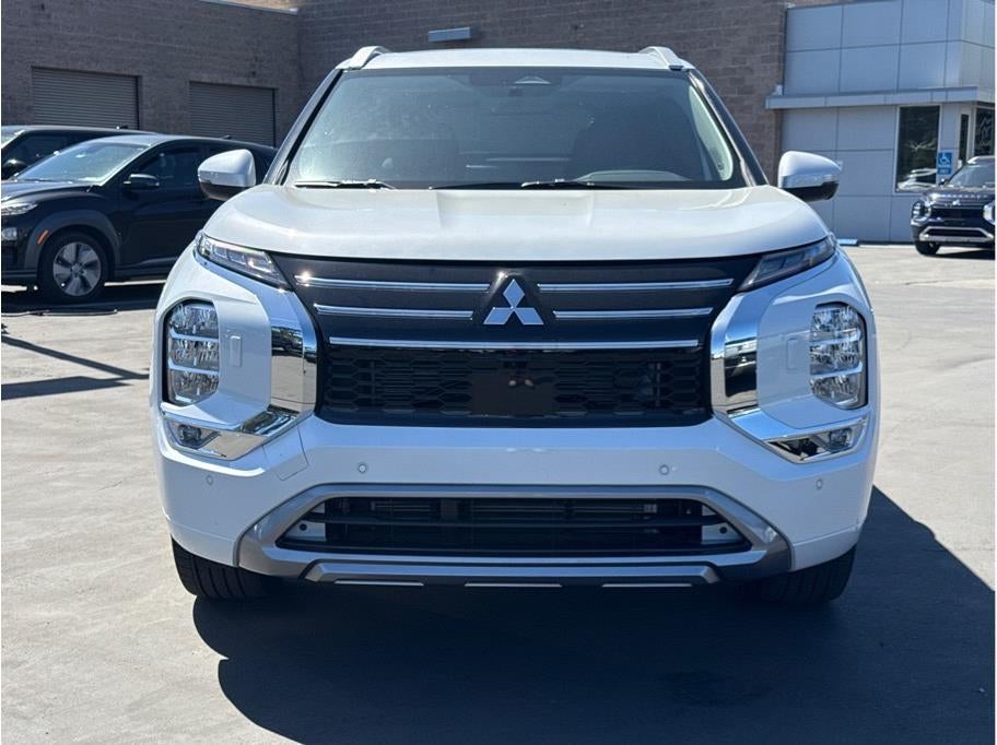 2025 Mitsubishi Outlander SEL Sport Utility 4D