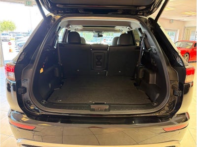 2024 Mitsubishi Outlander PHEV SE Sport Utility 4D