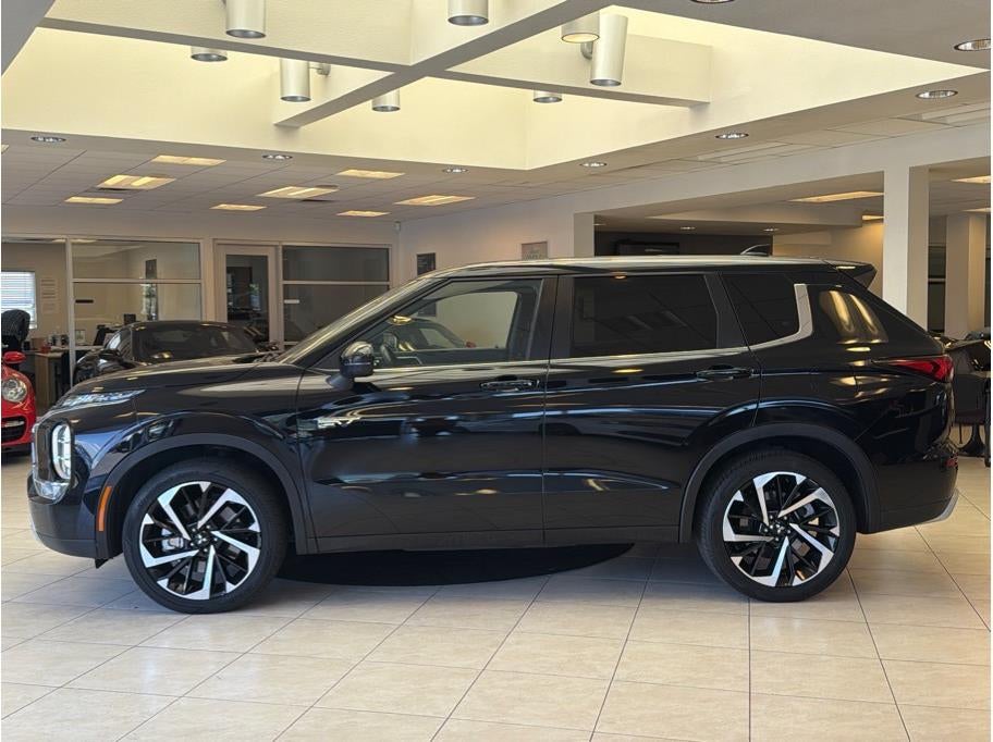 2024 Mitsubishi Outlander PHEV SE Sport Utility 4D