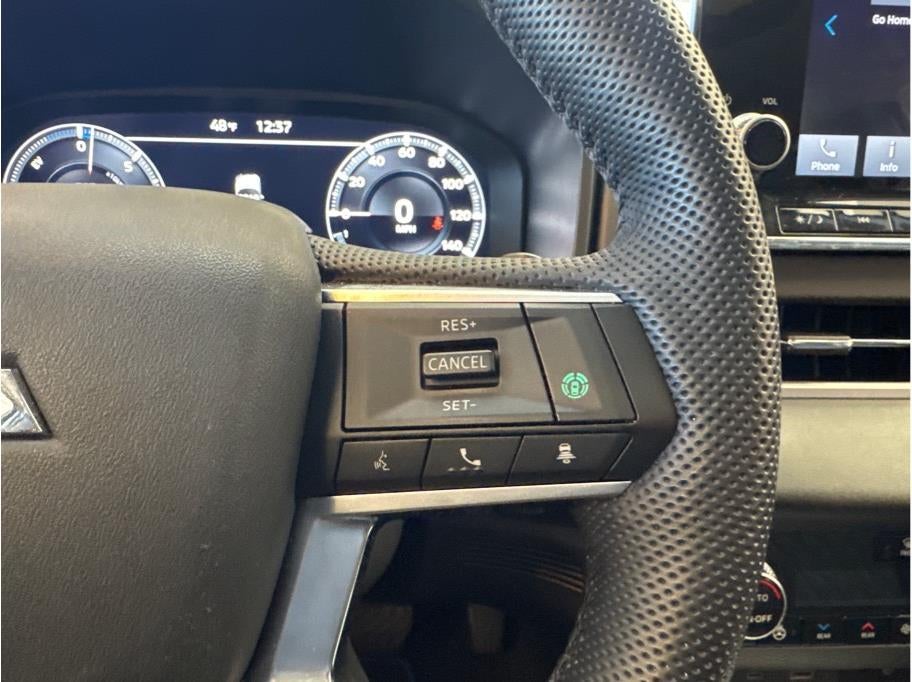 2023 Mitsubishi Outlander PHEV SEL Sport Utility 4D