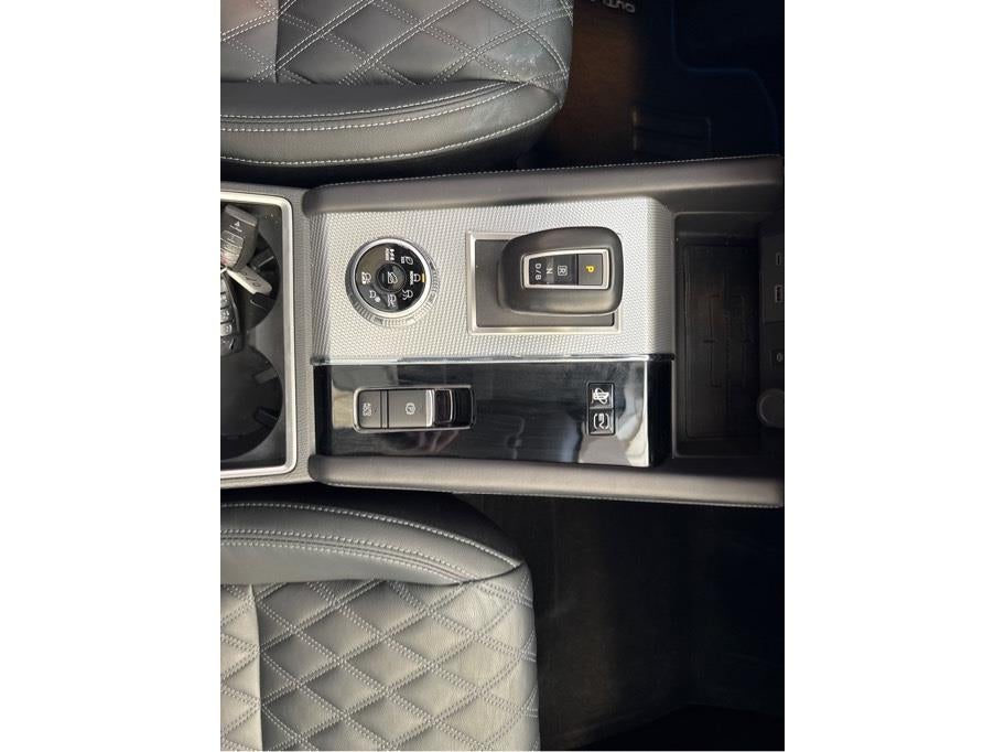 2023 Mitsubishi Outlander PHEV SEL Sport Utility 4D