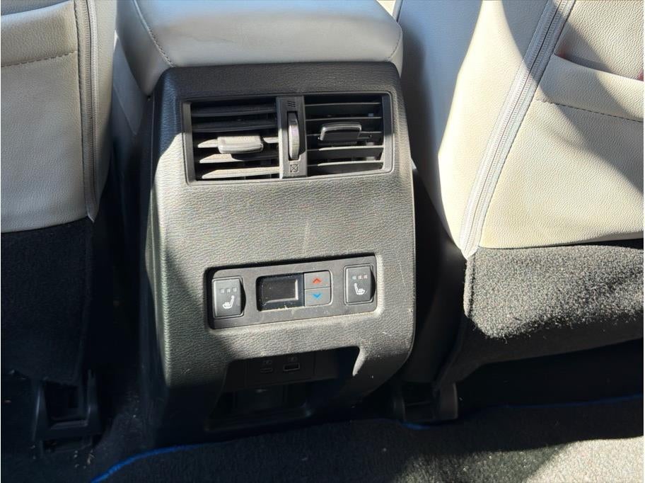 2023 Mitsubishi Outlander PHEV SEL Sport Utility 4D