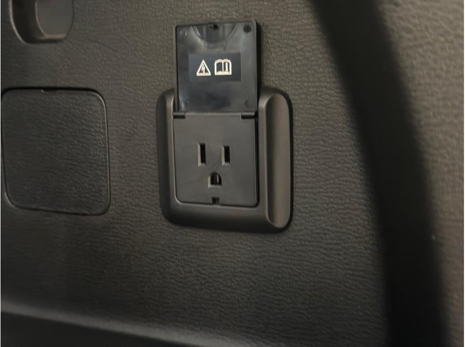 2023 Mitsubishi Outlander PHEV SEL Sport Utility 4D