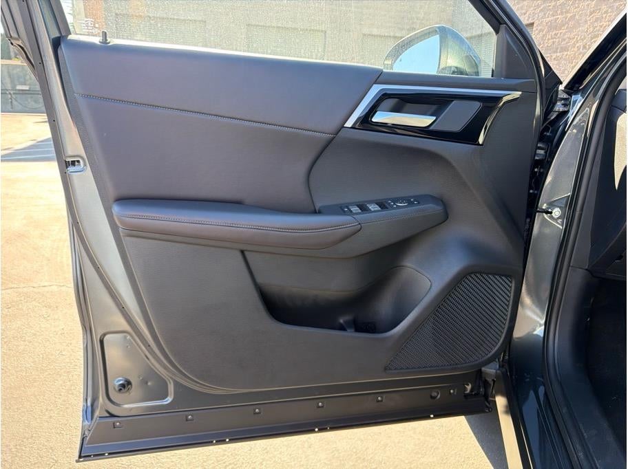 2025 Mitsubishi Outlander PHEV SE