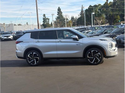 2025 Mitsubishi Outlander PHEV SE