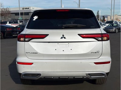 2025 Mitsubishi Outlander PHEV SE