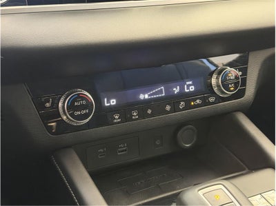 2025 Mitsubishi Outlander PHEV SE Sport Utility 4D