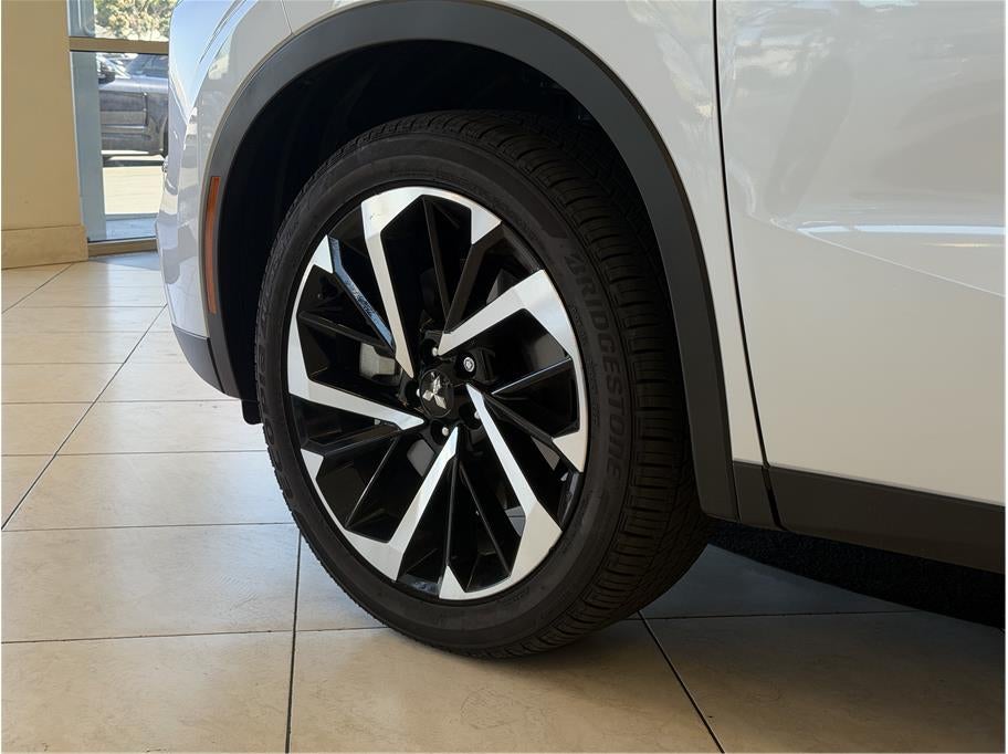 2025 Mitsubishi Outlander PHEV SE Sport Utility 4D