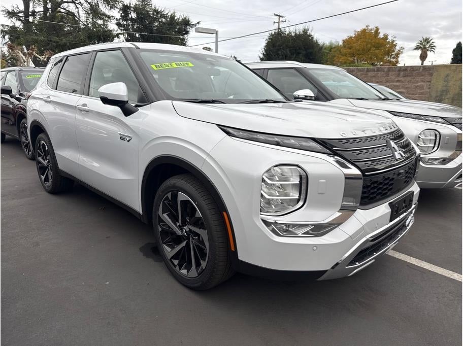 2025 Mitsubishi Outlander PHEV SE