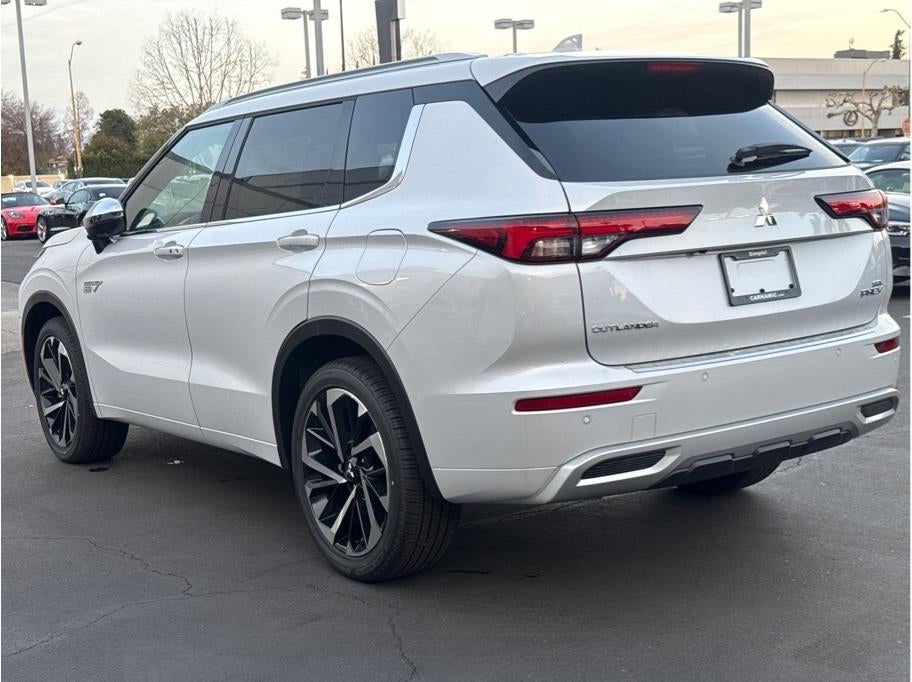 2025 Mitsubishi Outlander PHEV SEL