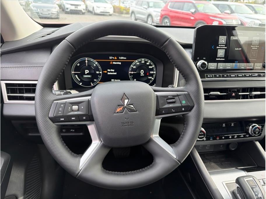 2025 Mitsubishi Outlander PHEV SEL