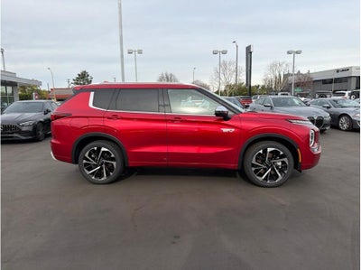 2025 Mitsubishi Outlander PHEV SEL