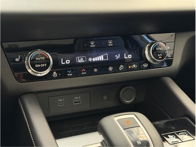 2025 Mitsubishi Outlander PHEV SEL
