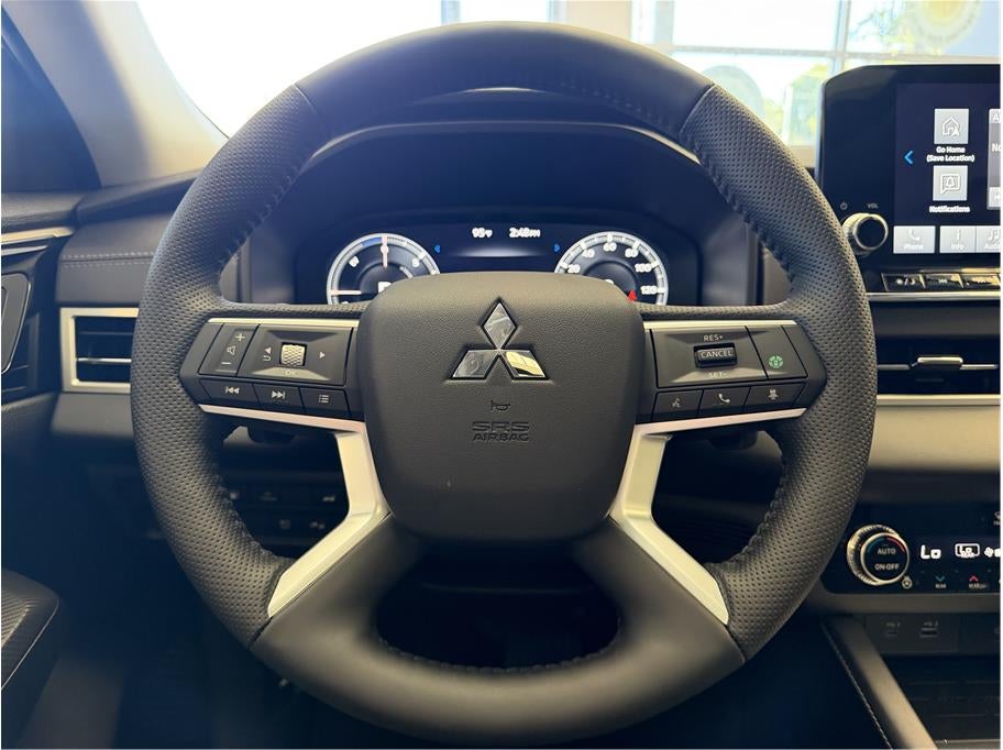 2025 Mitsubishi Outlander PHEV SEL