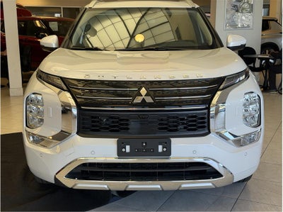 2025 Mitsubishi Outlander PHEV SEL