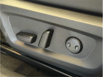 2025 Mitsubishi Outlander PHEV SEL