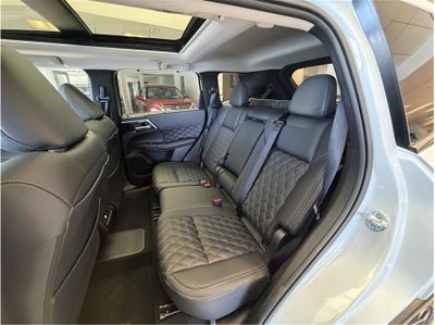 2025 Mitsubishi Outlander PHEV SEL
