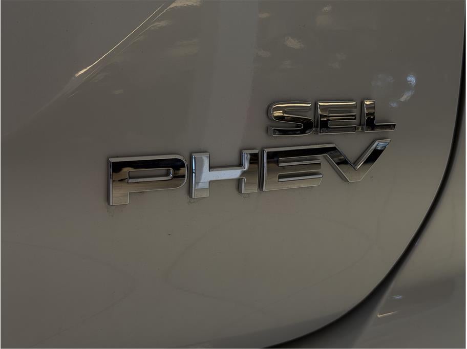2025 Mitsubishi Outlander PHEV SEL