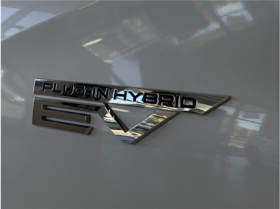 2025 Mitsubishi Outlander PHEV SEL
