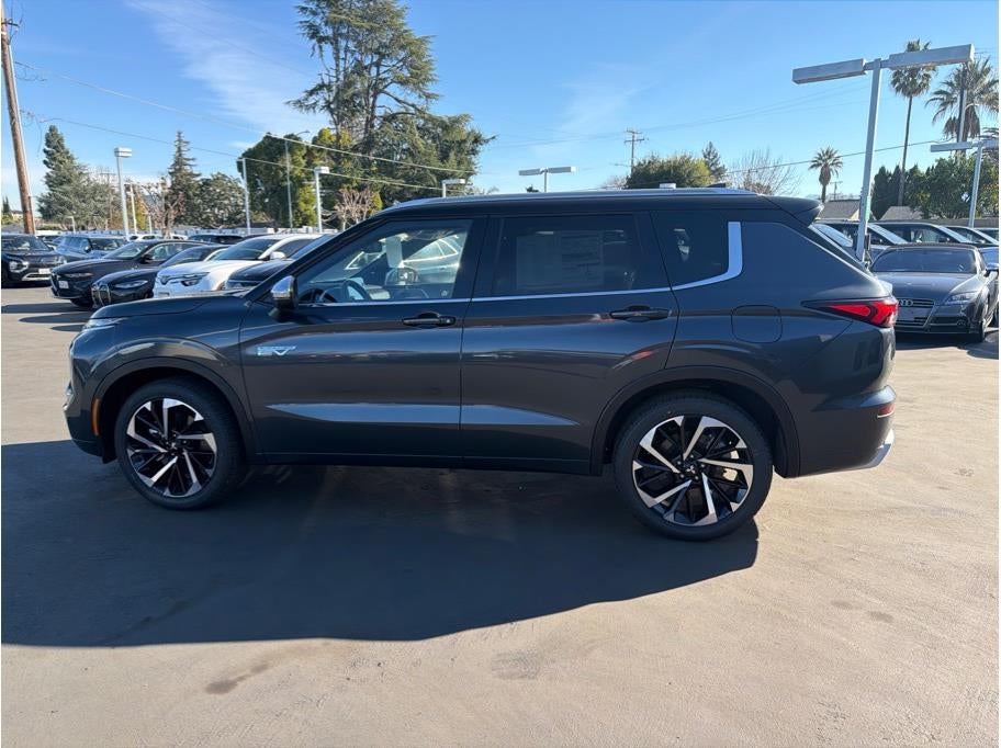 2025 Mitsubishi Outlander PHEV SEL Premium Package