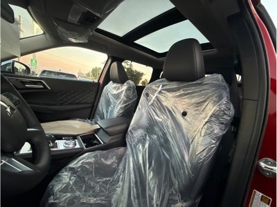 2025 Mitsubishi Outlander PHEV SEL