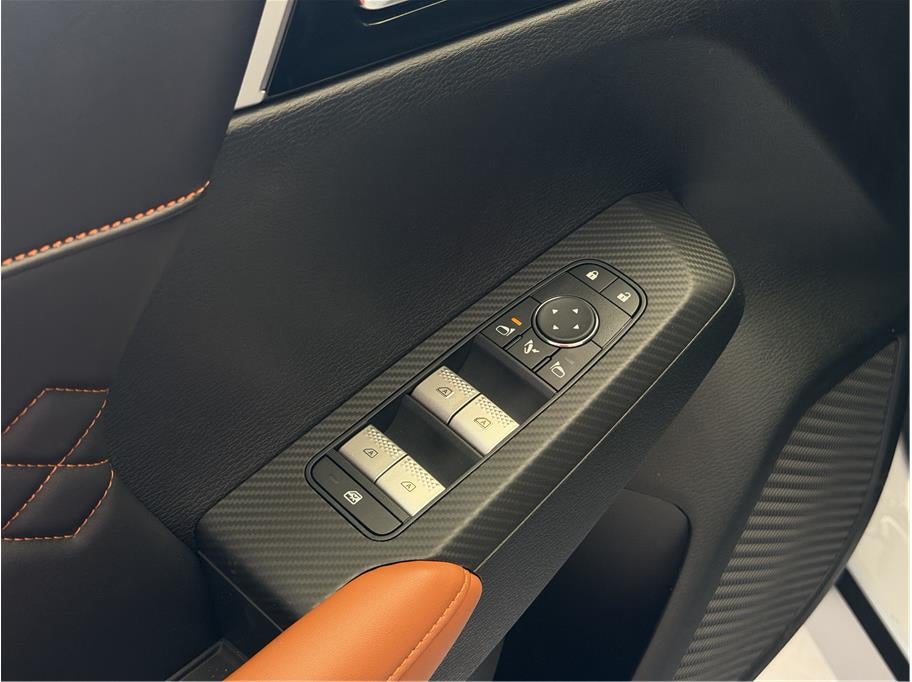 2025 Mitsubishi Outlander PHEV SEL Platinum Edition Sport Utility 4D