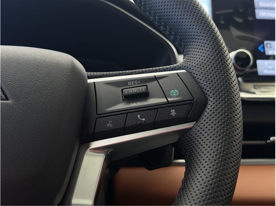 2025 Mitsubishi Outlander PHEV SEL Platinum Edition Sport Utility 4D