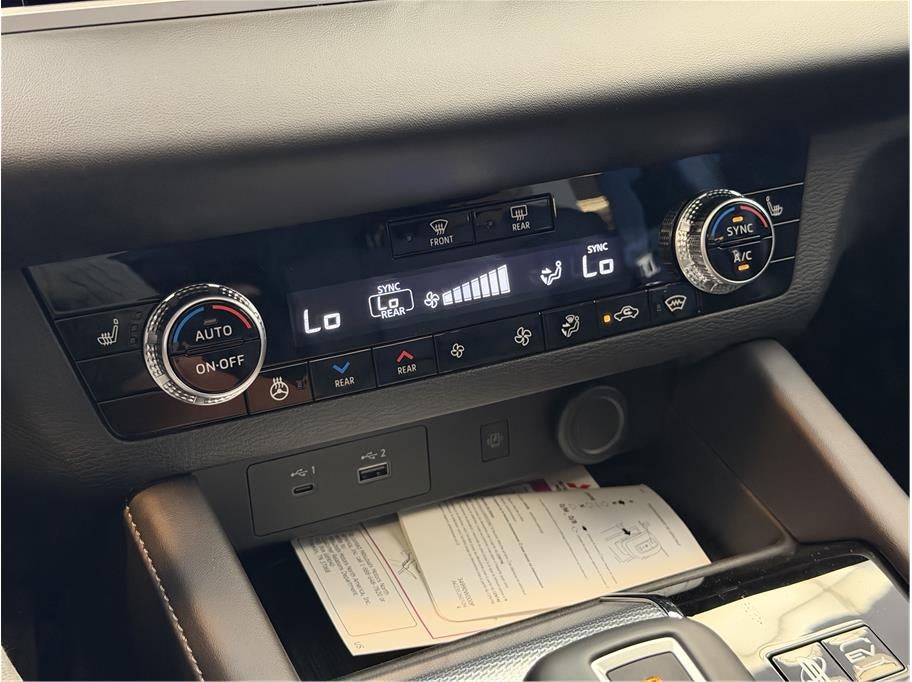 2025 Mitsubishi Outlander PHEV SEL Sport Utility 4D