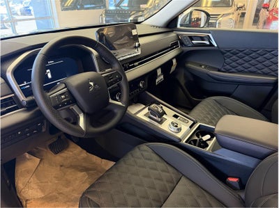 2025 Mitsubishi Outlander PHEV SEL Sport Utility 4D