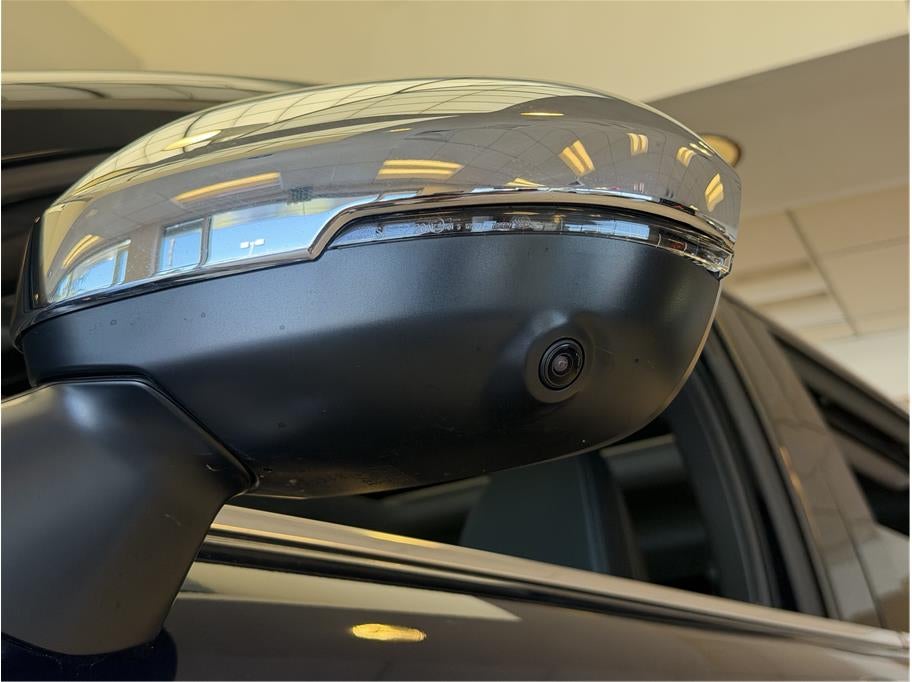2025 Mitsubishi Outlander PHEV SEL Sport Utility 4D