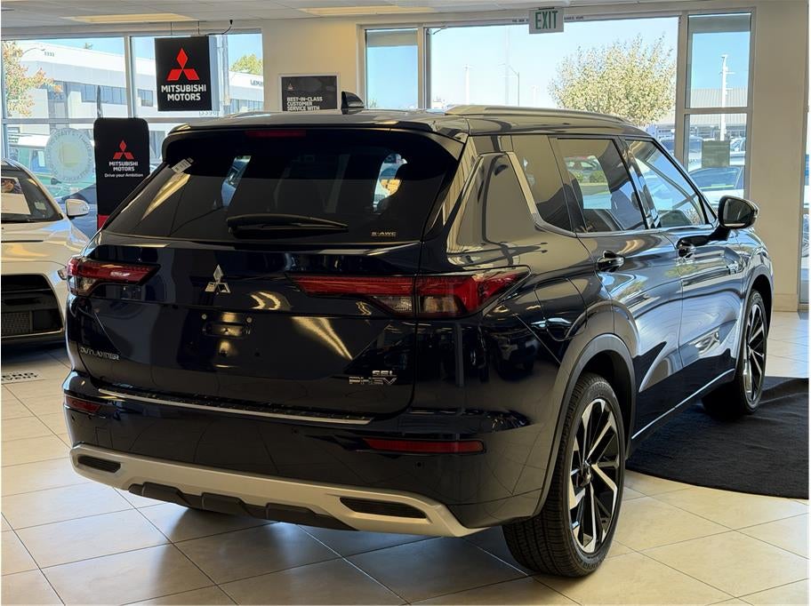 2025 Mitsubishi Outlander PHEV SEL Sport Utility 4D