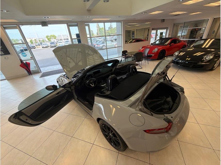 2024 Mazda Mazda MX-5 Miata Club Convertible 2D