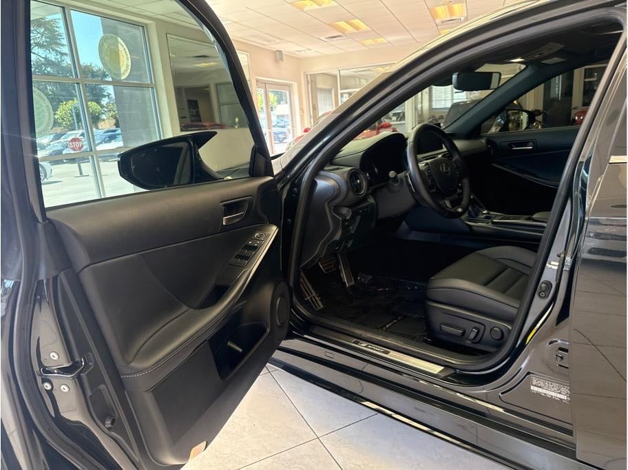 2024 Lexus IS IS 350 F SPORT Sedan 4D