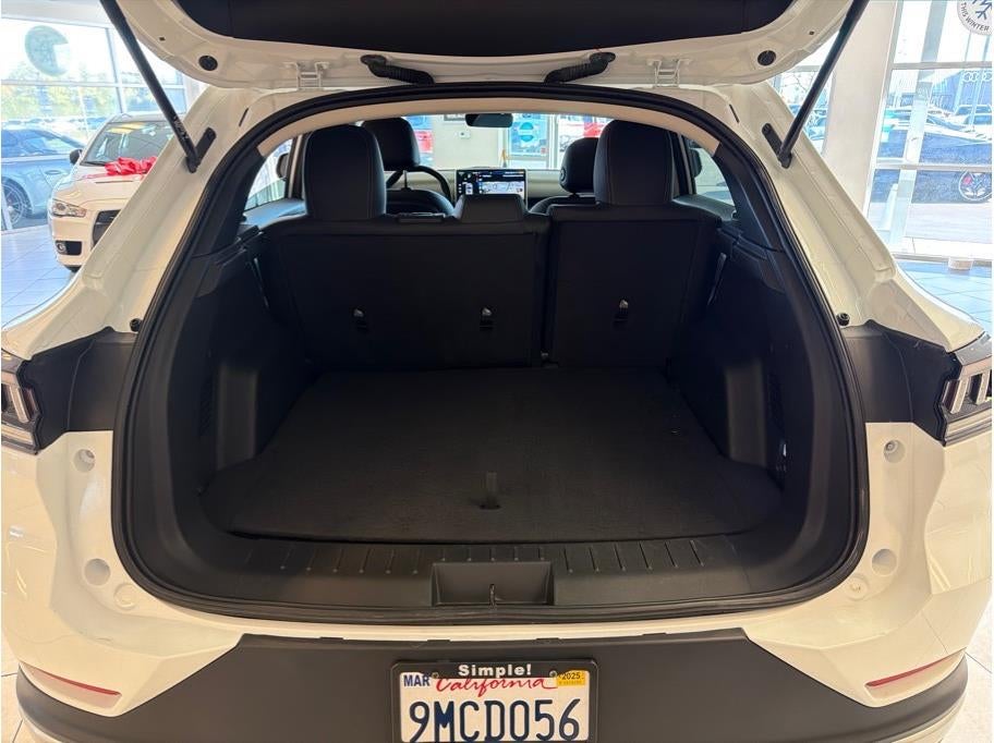 2024 VINFAST VF 8 Eco Sport Utility 4D