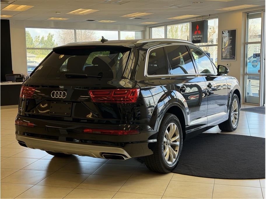 2019 Audi Q7 45 TFSI Premium Sport Utility 4D