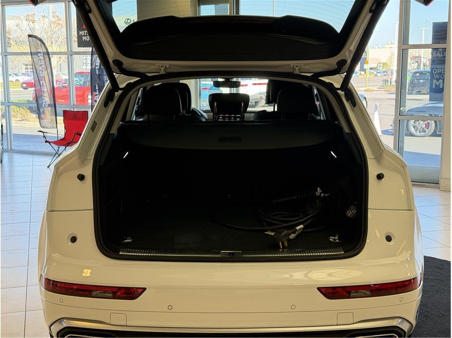 2021 Audi Q5 55 TFSI e Prestige Sport Utility 4D