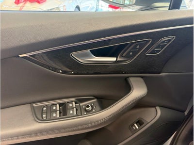 2024 Audi Q7 45 TFSI Premium Plus Sport Utility 4D