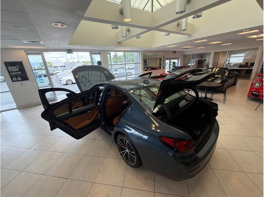 2023 BMW 5 Series 530e Sedan 4D