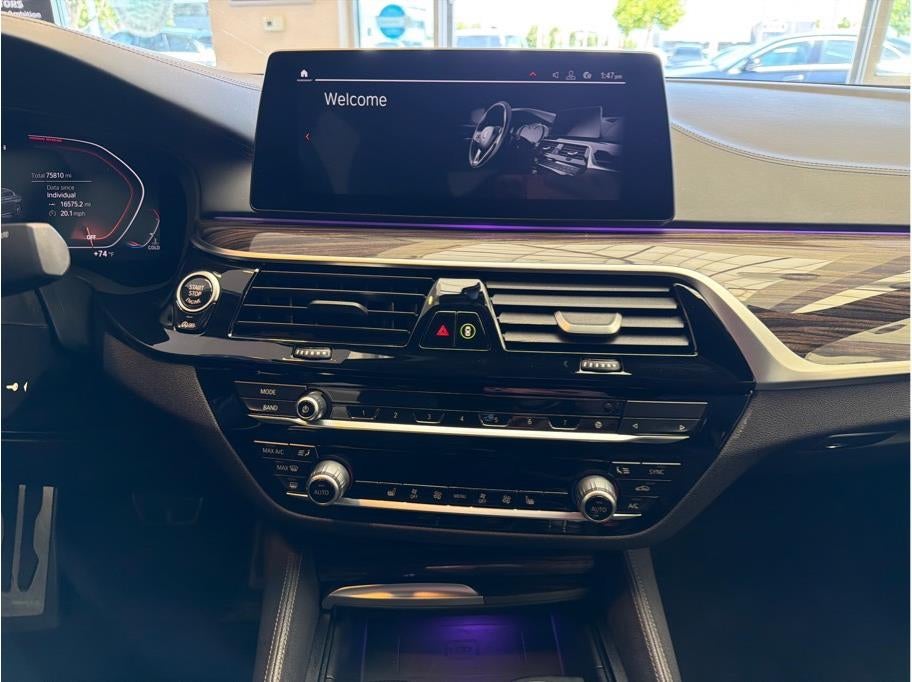 2020 BMW 5 Series M550i xDrive Sedan 4D