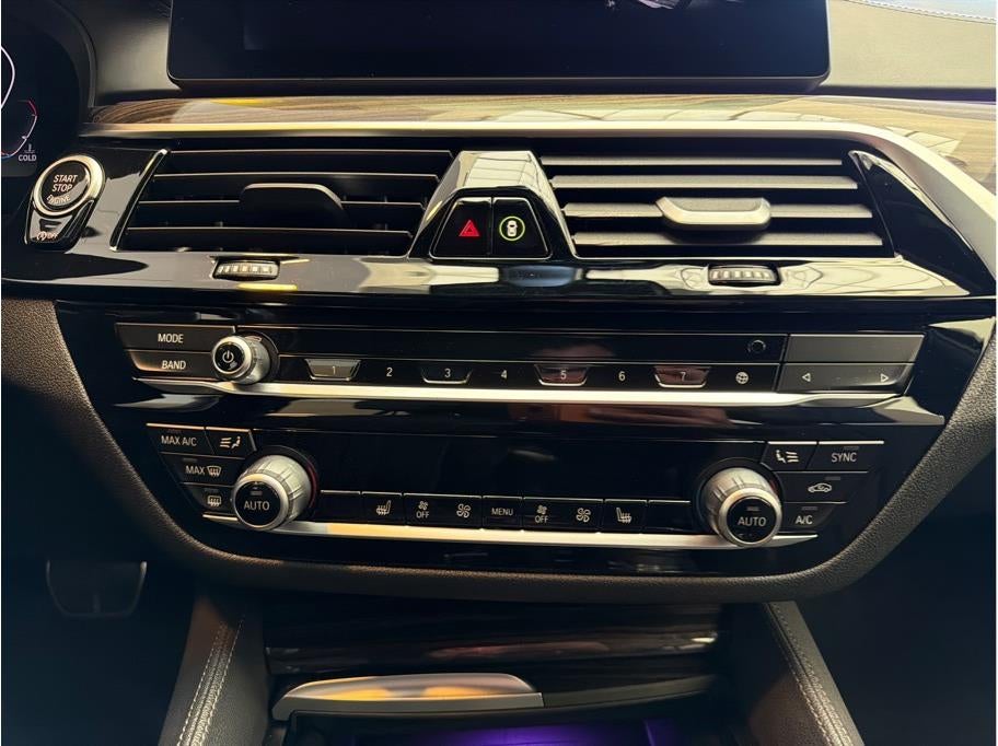 2020 BMW 5 Series M550i xDrive Sedan 4D