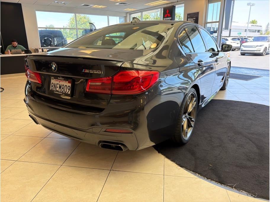2020 BMW 5 Series M550i xDrive Sedan 4D