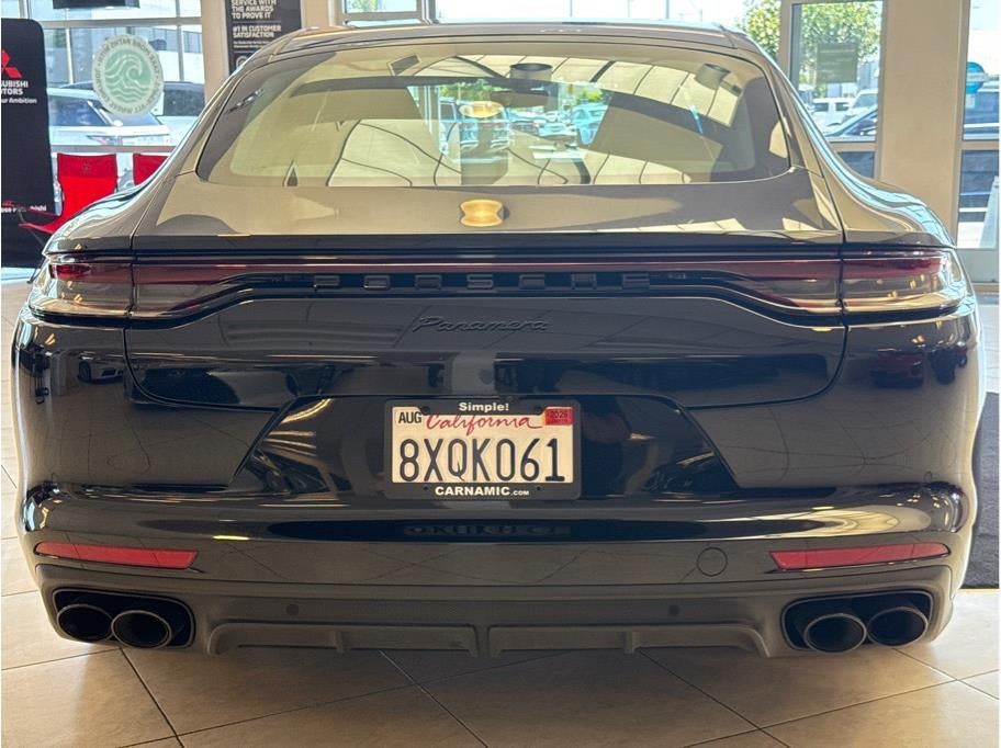 2021 Porsche Panamera Sedan 4D