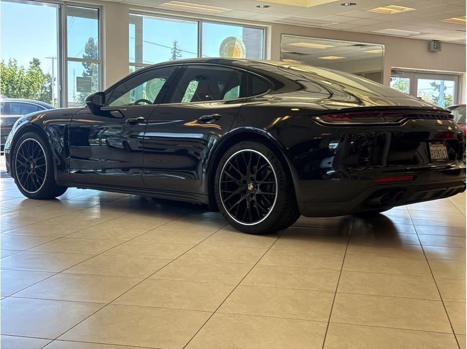 2021 Porsche Panamera Sedan 4D
