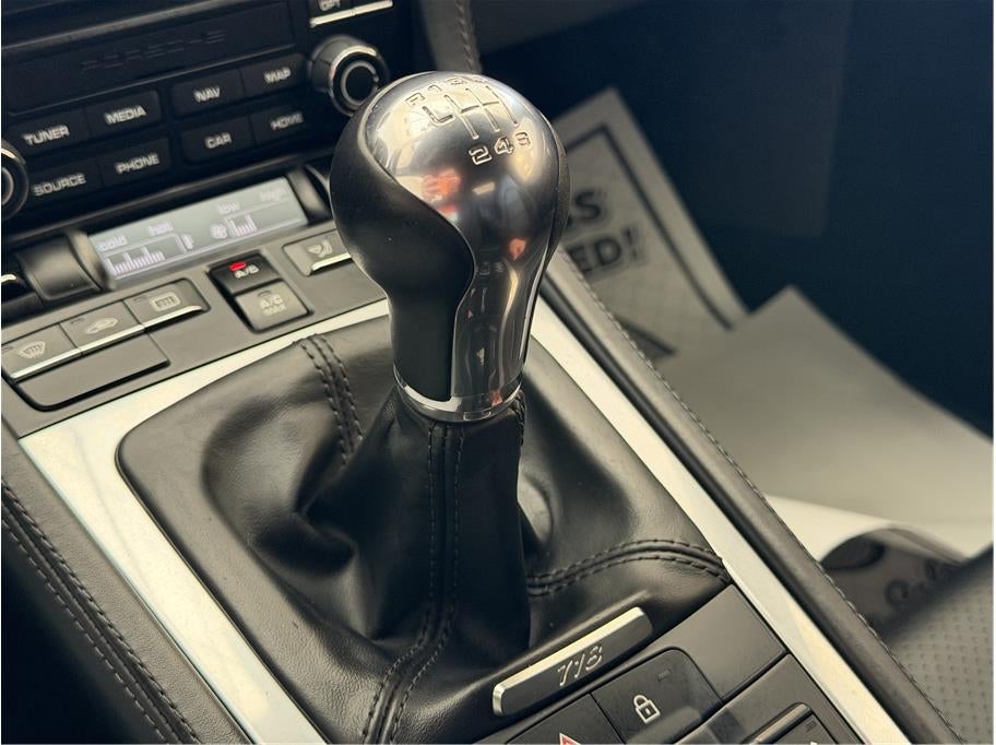 2019 Porsche 718 Boxster Roadster 2D