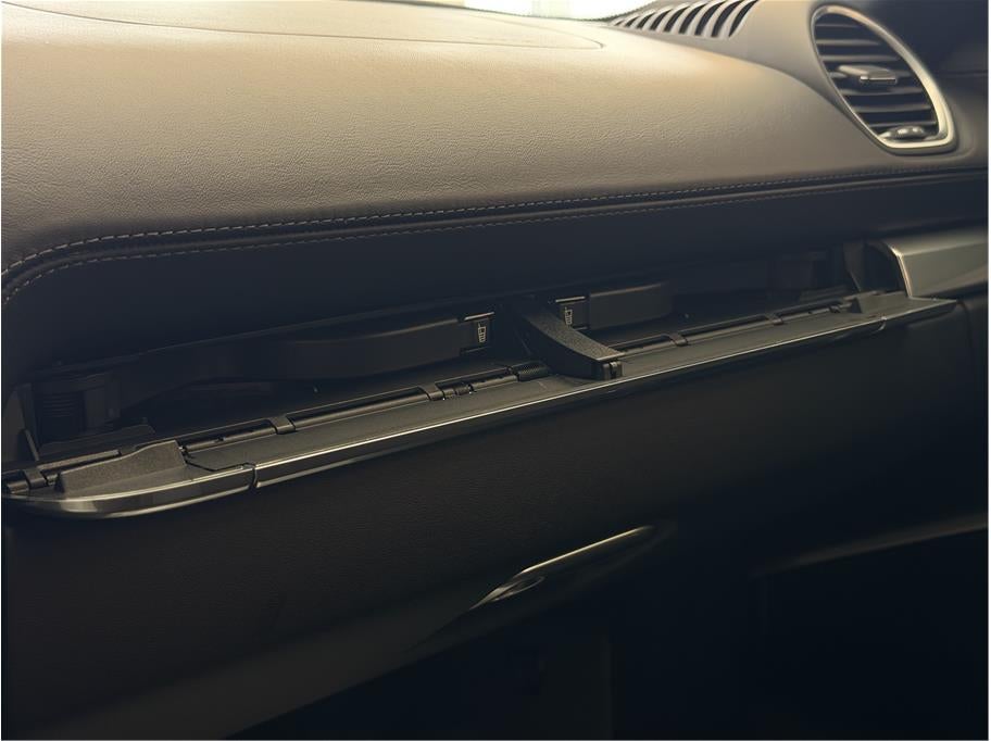 2019 Porsche 718 Boxster Roadster 2D