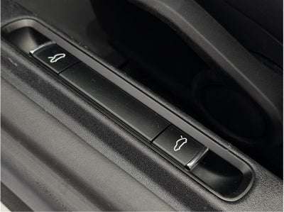 2019 Porsche 718 Boxster Roadster 2D