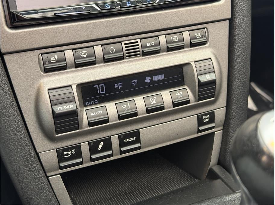 2005 Porsche 911 Carrera S Cabriolet 2D